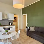 Axelparkcomo Apartment