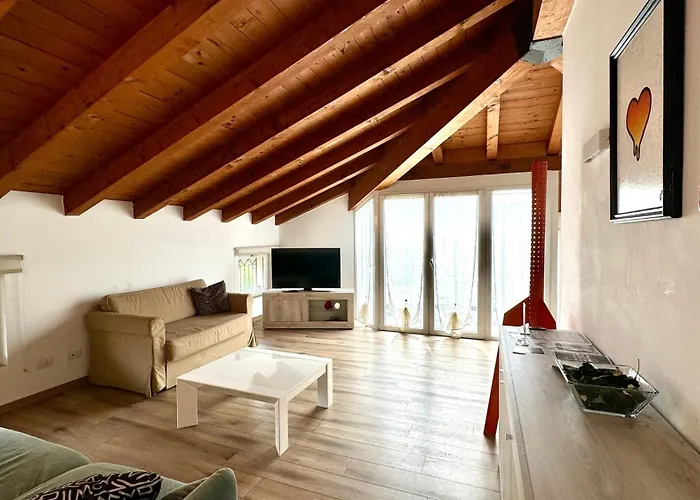 Axelparkcomo * كومو