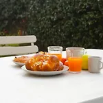 Axelparkcomo Apartamento Como