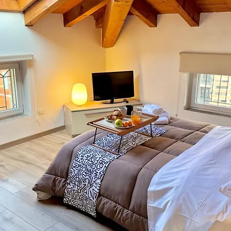 Axelparkcomo Apartment *