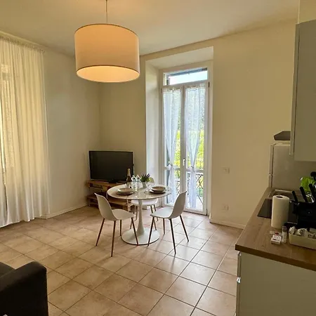 Apartment Axelparkcomo Como