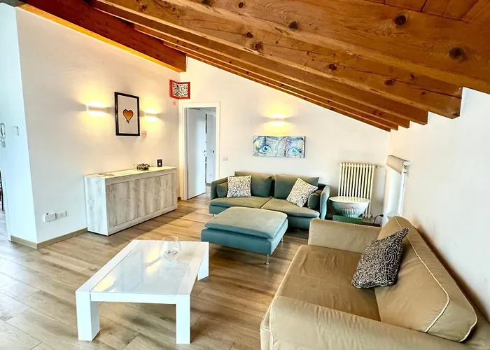 Apartment Axelparkcomo Como