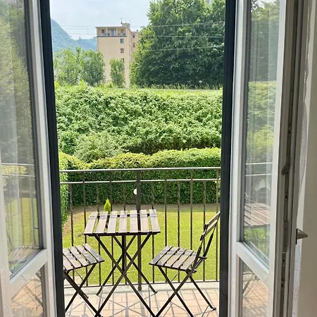 Axelparkcomo Apartment *